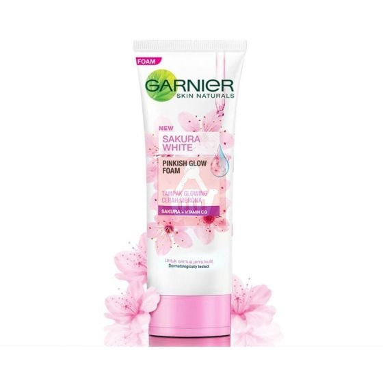 Garnier - Sakura White Pinkish Glow Foam - 100ml