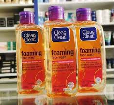 Clean & Clear Foaming Face Wash - 100ml (Indonesia)