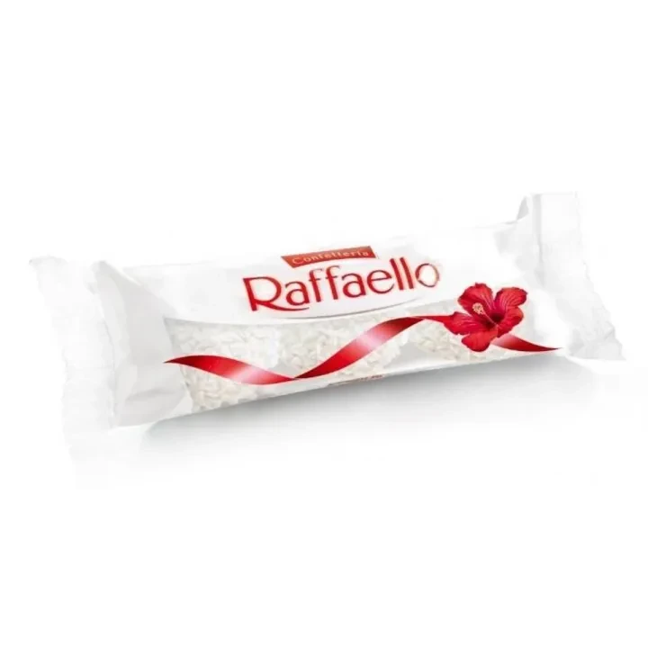 Ferrero Raffaello Coconut, 3 Pieces, 30 gm